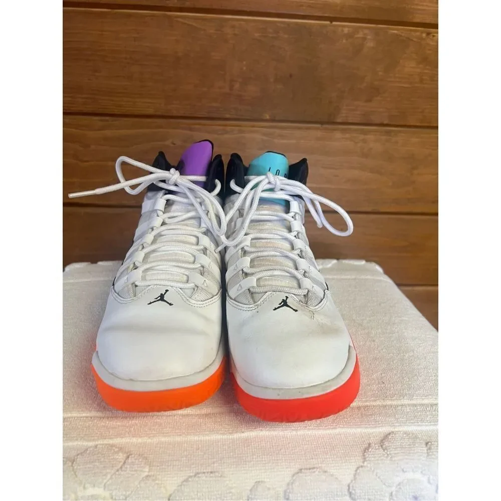 Nike  Air Jordan  Max Aura GS White Aurora Green AQ9214-102 Sz 5.5 Youth